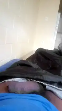 Snapshot of Mcpiney chatting on October 30, 2025, 12:25 pm Mcpiney online show from October 30, 2025, 12:25 pm