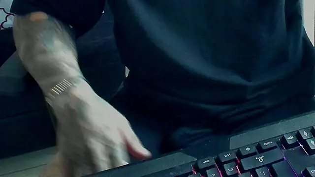 stebankechima online show from September 21, 2025, 10:04 pm