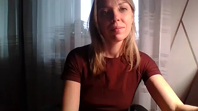 VelvetLove287 online show from April 1, 2026, 6:15 am