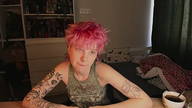 Snapshot of School_Love chatting on March 9, 2026, 7:12 am School Love online show from March 9, 2026, 7:12 am