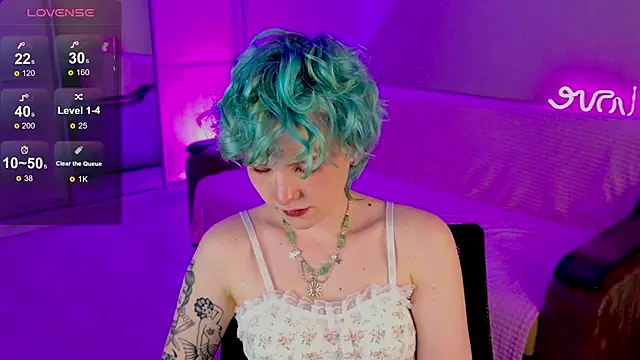 Snapshot of School_Love chatting on February 21, 2025, 1:11 pm School Love online show from February 21, 2025, 1:11 pm