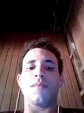 jhonmenas14 online show from November 2, 2025, 6:35 pm