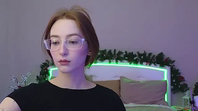 Snapshot of MichaDenver chatting on January 7, 2026, 5:34 am MichaDenver online show from January 7, 2026, 5:34 am