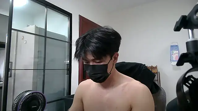 wuzhimao0207 online show from July 31, 2026, 6:13 am