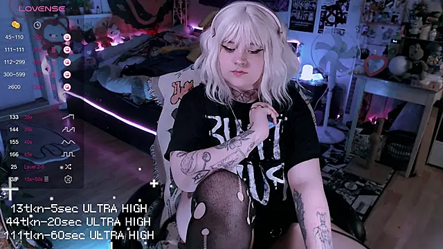 Snapshot of noori__hope chatting on September 9, 2025, 8:18 pm noori hope online show from September 9, 2025, 8:18 pm