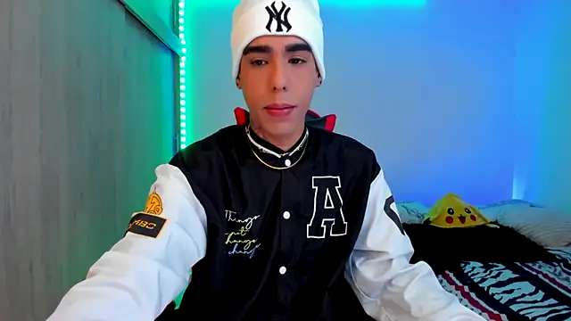 aldrinwhite online show from February 11, 2026, 5:24 pm