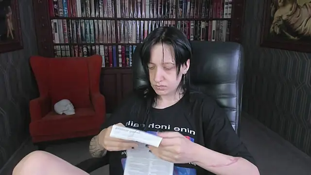 Medusa  Gorgona online show from September 13, 2025, 6:02 am