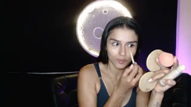 cloe fox online show from February 27, 2026, 5:29 am