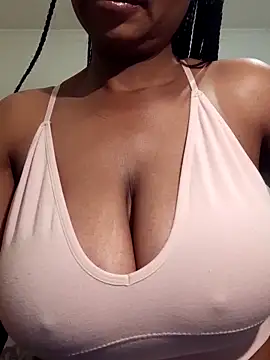 Snapshot of realsquirter chatting on May 19, 2026, 9:05 am realsquirter online show from May 19, 2026, 9:05 am