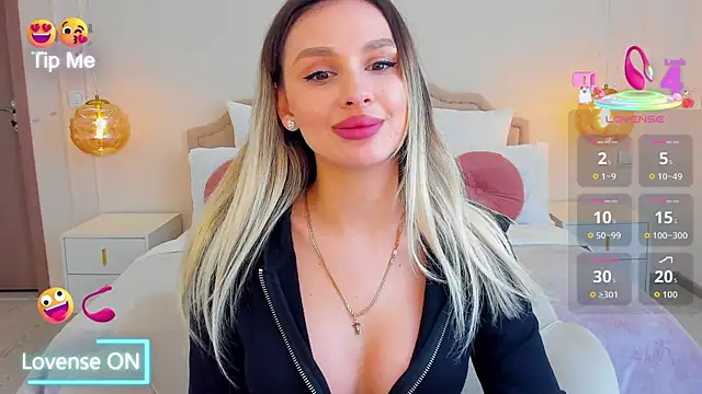 MissLoou online show from March 4, 2026, 5:59 am