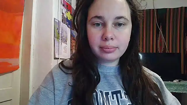 Cora Maro online show from October 23, 2025, 1:43 pm