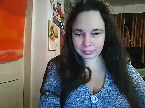 Cora Maro online show from December 3, 2025, 12:37 pm