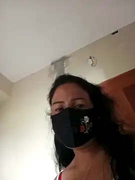 Snapshot of Neha-Roy chatting on December 3, 2025, 4:57 am Neha-Roy online show from December 3, 2025, 4:57 am