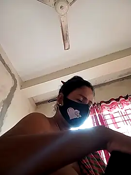 Snapshot of Neha-Roy chatting on November 13, 2025, 8:29 am Neha-Roy online show from November 13, 2025, 8:29 am