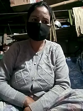 Snapshot of Neha-Roy chatting on December 3, 2025, 10:53 pm Neha-Roy online show from December 3, 2025, 10:53 pm