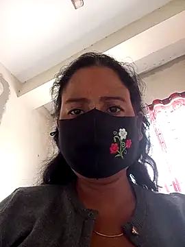 Snapshot of Neha-Roy chatting on January 18, 2026, 5:33 am Neha-Roy online show from January 18, 2026, 5:33 am