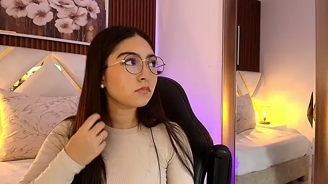 Emelie Ch1 online show from January 15, 2026, 3:10 am