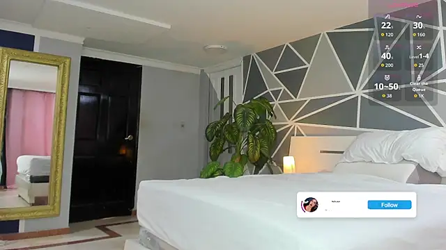 Snapshot of charolbruce_1 chatting on October 24, 2025, 12:48 pm charolbruce 1 online show from October 24, 2025, 12:48 pm