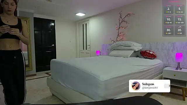 Snapshot of charolbruce_1 chatting on February 20, 2026, 11:45 am charolbruce 1 online show from February 20, 2026, 11:45 am