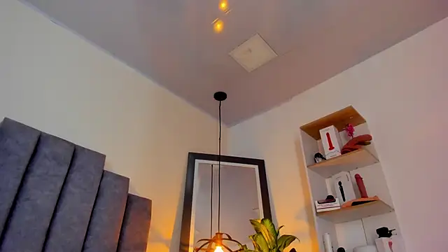 Snapshot of gabriela__gomez chatting on November 30, 2025, 2:23 am gabriela gomez online show from November 30, 2025, 2:23 am