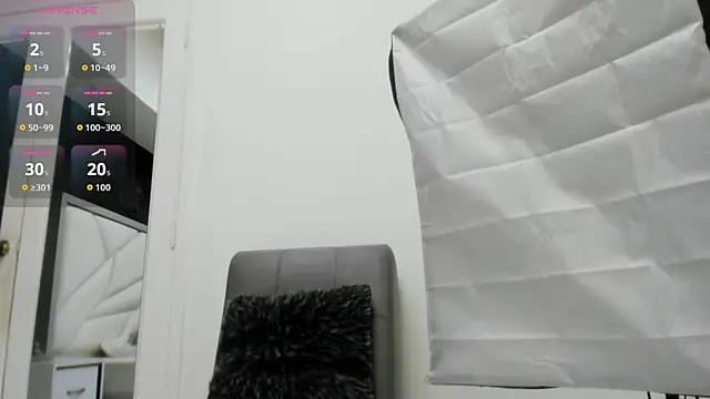 AbigailWilliams  online show from December 3, 2025, 11:09 am