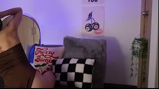 salome-brown online show from December 4, 2025, 10:09 pm