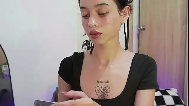 salome-brown online show from November 19, 2025, 11:38 pm