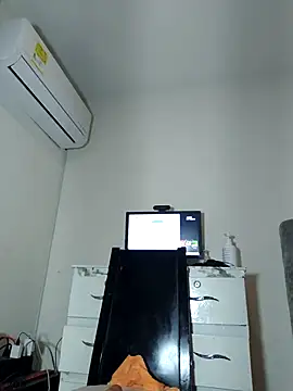 Gaby Vegaa online show from March 30, 2026, 7:43 am