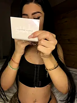 Ameliablack 1 online show from December 14, 2025, 9:53 pm