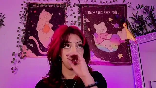 Nyx nayla online show from December 2, 2025, 8:05 am