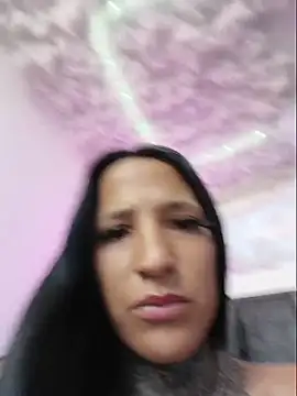 Nicole420squirt online show from November 8, 2025, 8:01 pm