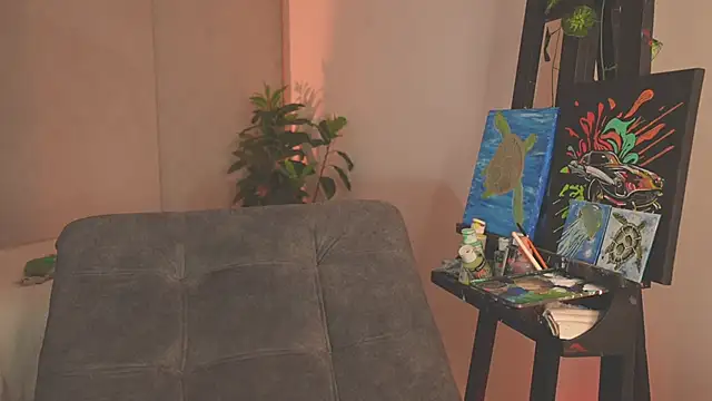 Snapshot of LorenRosse chatting on November 22, 2025, 11:58 pm LorenRosse online show from November 22, 2025, 11:58 pm