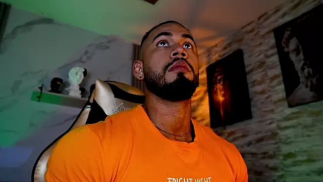 Snapshot of jaxon_colton chatting on November 21, 2025, 12:09 am jaxon colton online show from November 21, 2025, 12:09 am