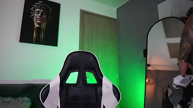 Snapshot of jaxon_colton chatting on March 22, 2025, 4:45 am jaxon colton online show from March 22, 2025, 4:45 am