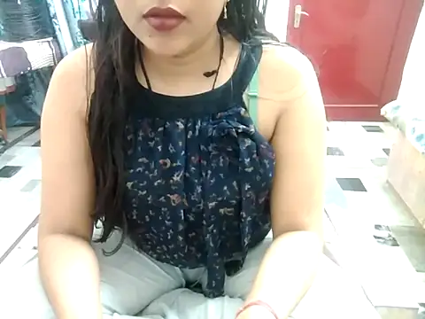 aarushi sharmaa online show from March 17, 2025, 2:52 am