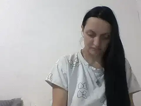 Snapshot of Vimed19 chatting on February 24, 2025, 7:52 pm Vimed19 online show from February 24, 2025, 7:52 pm