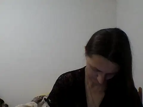 Snapshot of Vimed19 chatting on October 24, 2025, 5:23 pm Vimed19 online show from October 24, 2025, 5:23 pm