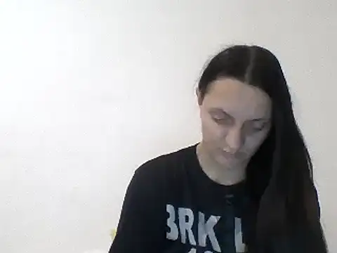 Snapshot of Vimed19 chatting on December 18, 2024, 5:52 pm Vimed19 online show from December 18, 2024, 5:52 pm