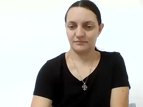 Snapshot of Vimed19 chatting on February 16, 2025, 7:37 am Vimed19 online show from February 16, 2025, 7:37 am