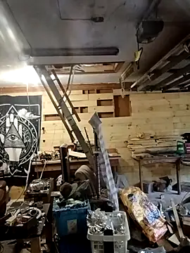 Snapshot of Buffshagswell chatting on November 12, 2025, 1:26 pm Buffshagswell online show from November 12, 2025, 1:26 pm