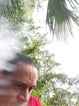 Snapshot of Buffshagswell chatting on November 2, 2025, 3:39 pm Buffshagswell online show from November 2, 2025, 3:39 pm