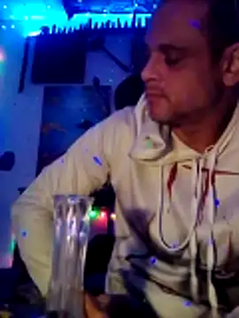 Snapshot of Buffshagswell chatting on November 4, 2025, 12:09 pm Buffshagswell online show from November 4, 2025, 12:09 pm