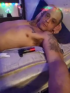 Snapshot of Buffshagswell chatting on October 23, 2025, 11:20 am Buffshagswell online show from October 23, 2025, 11:20 am