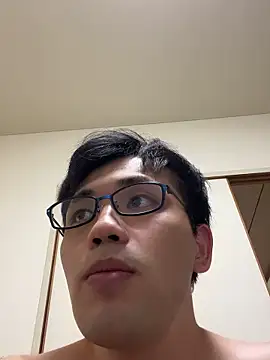 ryusei18570 online show from September 11, 2025, 3:01 pm