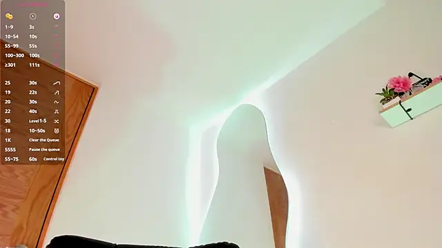 Snapshot of Jimena_White_ chatting on March 1, 2025, 7:51 am Jimena White online show from March 1, 2025, 7:51 am