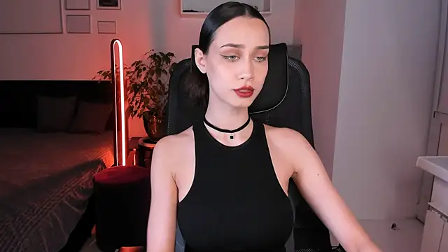 Snapshot of unaericaabistrong chatting on February 22, 2025, 8:42 pm unaericaabistrong online show from February 22, 2025, 8:42 pm