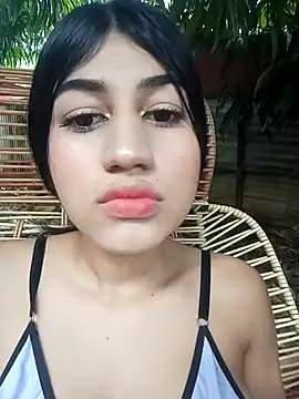 Snapshot of Julix_A chatting on December 19, 2024, 7:51 pm Julix A online show from December 19, 2024, 7:51 pm