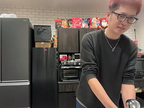 kensnb online show from October 23, 2025, 8:18 pm