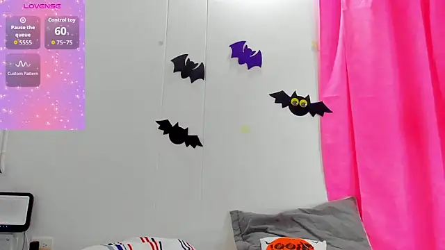 Snapshot of Natasha_by chatting on October 11, 2025, 2:18 pm Natasha by online show from October 11, 2025, 2:18 pm