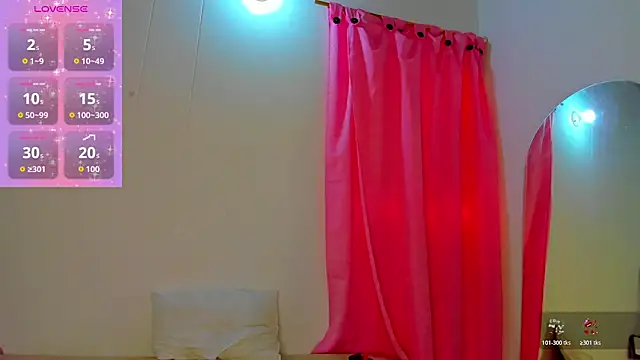 Snapshot of Natasha_by chatting on November 14, 2025, 2:32 pm Natasha by online show from November 14, 2025, 2:32 pm